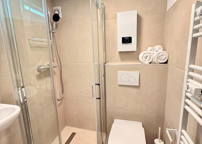 Wohlfuehlort Rhein Und Mosel Parkplatz & Self Check In Apartment *